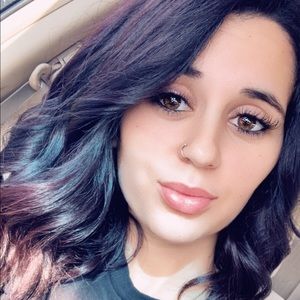 Meet your Posher, Abby